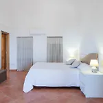 Dammusi Uliveto Nyaraló