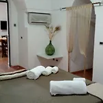 Dammusi Uliveto Nyaraló *