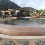 Nyaraló Dammusi Uliveto Scauri