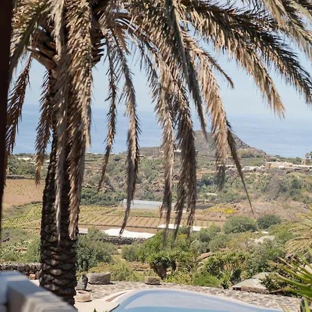 Holiday home Dammusi Uliveto