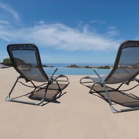 Holiday home Dammusi Uliveto Scauri (Sicily)