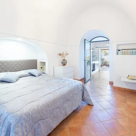 Dammusi Uliveto * Scauri (Sicily)