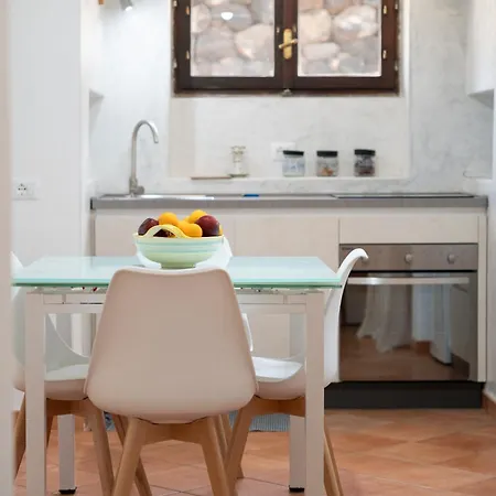 Holiday home Dammusi Uliveto *