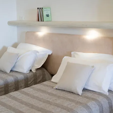 Holiday home Dammusi Uliveto Scauri (Sicily)
