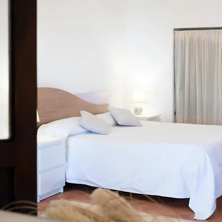 Holiday home Dammusi Uliveto Scauri (Sicily)